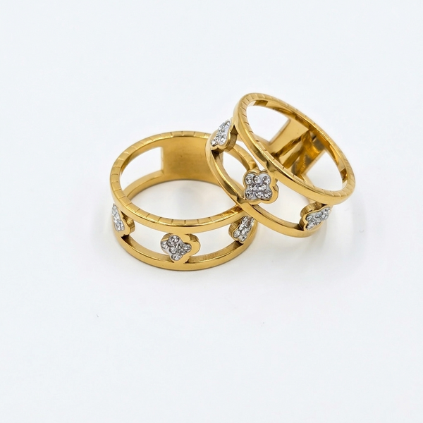 Blossom Ring
